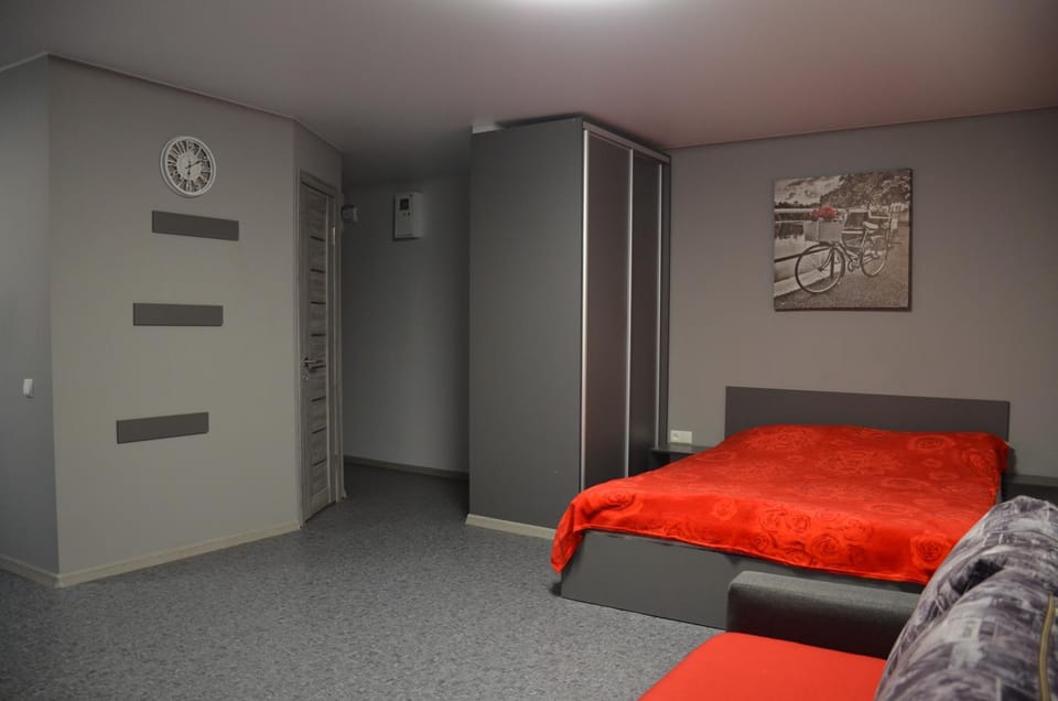 Апартаменти по проспекту Поля будинок 90 Apartment in Dnipro