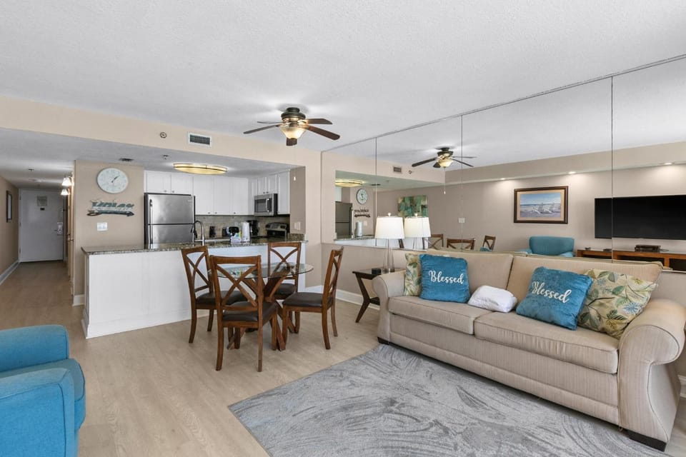 SunDestin Resort Unit 0907 House in Destin