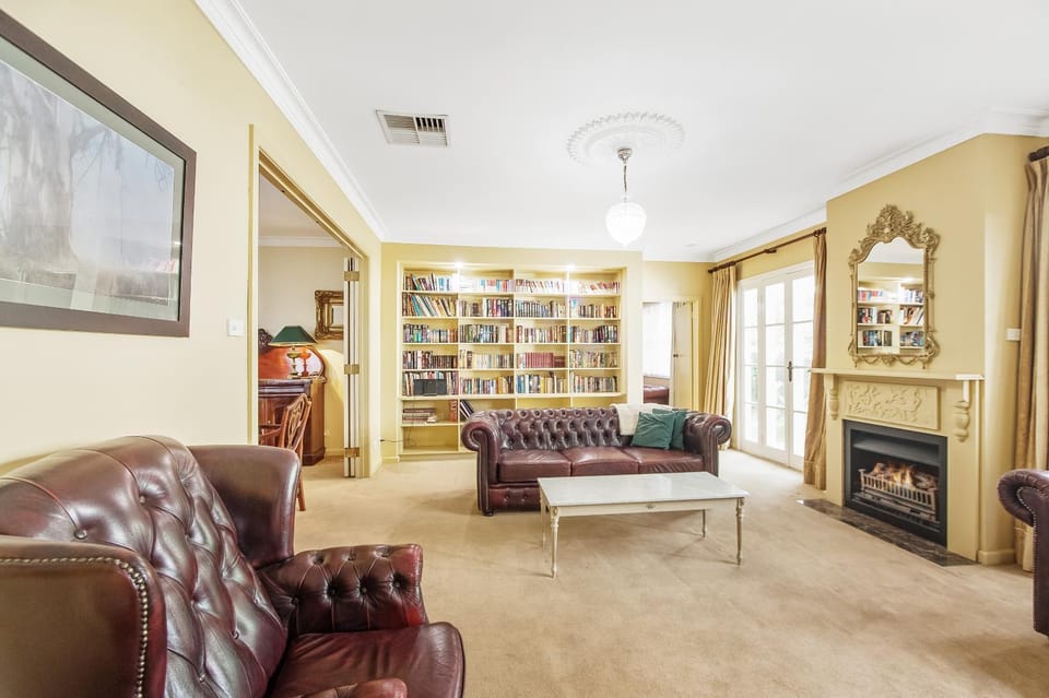 Ayr House - Echuca Holiday Homes House in Echuca
