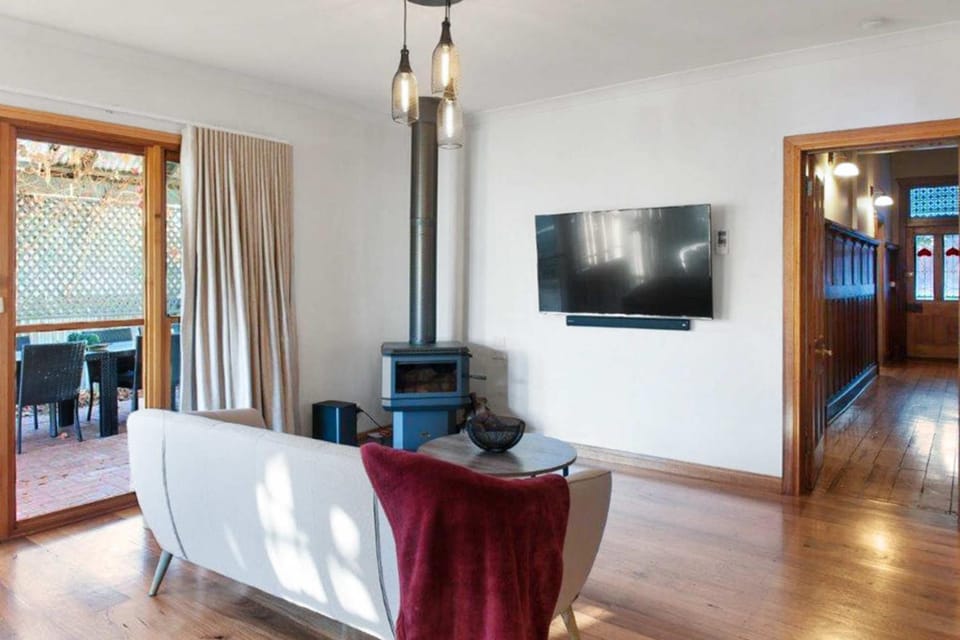 5 Connelly - Echuca Holiday Homes House in Echuca