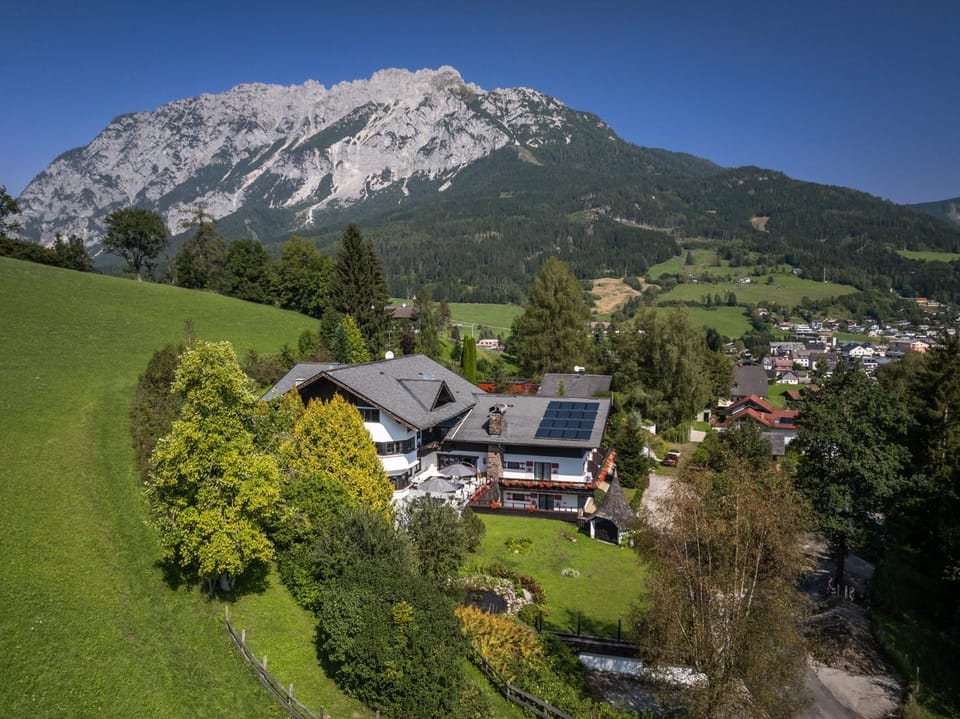 Property building, Day, Natural landscape, Mountain view