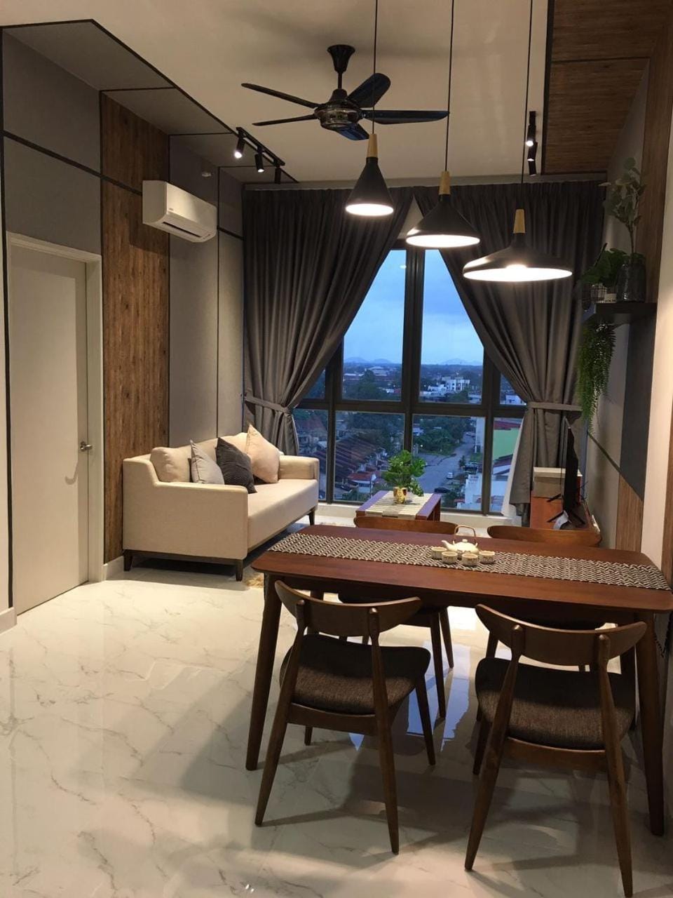 CMK TROIKA APARTMEN#Free Netflix Apartment in Malaysia