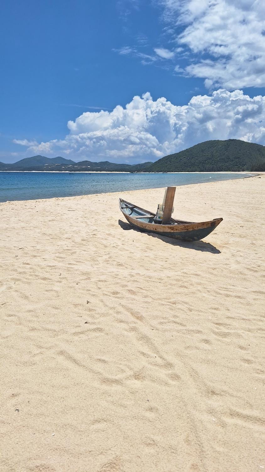 Beach, Mountain view, Sea view