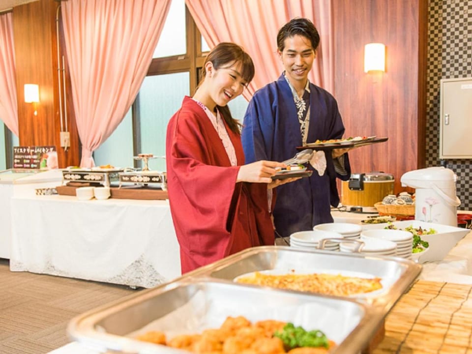 Restaurant/places to eat, Food and drinks