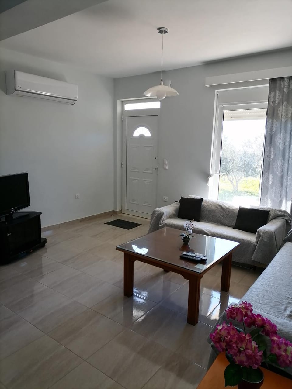 TV and multimedia, Evening entertainment, air conditioner