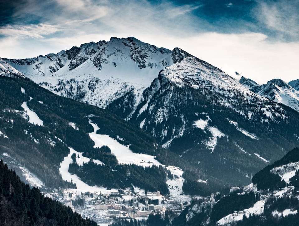 Nearby landmark, Winter, Mountain view