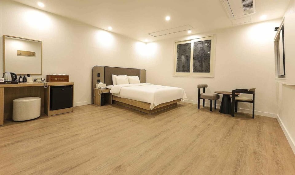 Vov Hotel Hotel in Busan