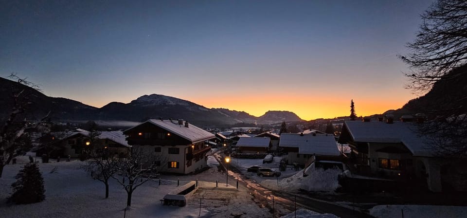 Night, View (from property/room), View (from property/room), Mountain view, Mountain view