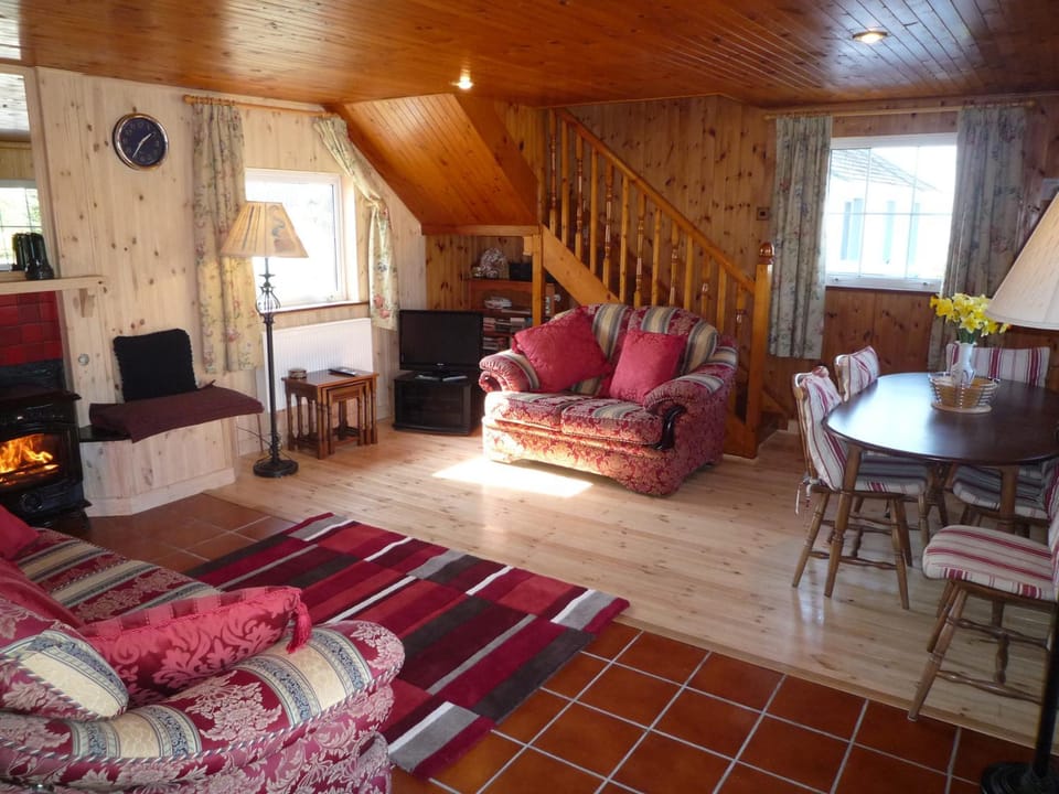 Communal lounge/ TV room, Living room