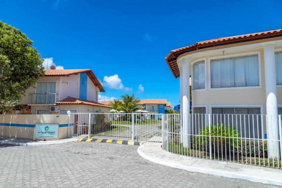 Property building, Facade/entrance, Neighbourhood