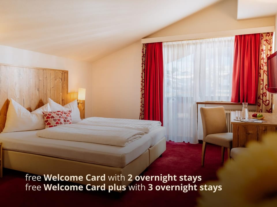 Bed, Photo of the whole room, Bedroom, Text overlay