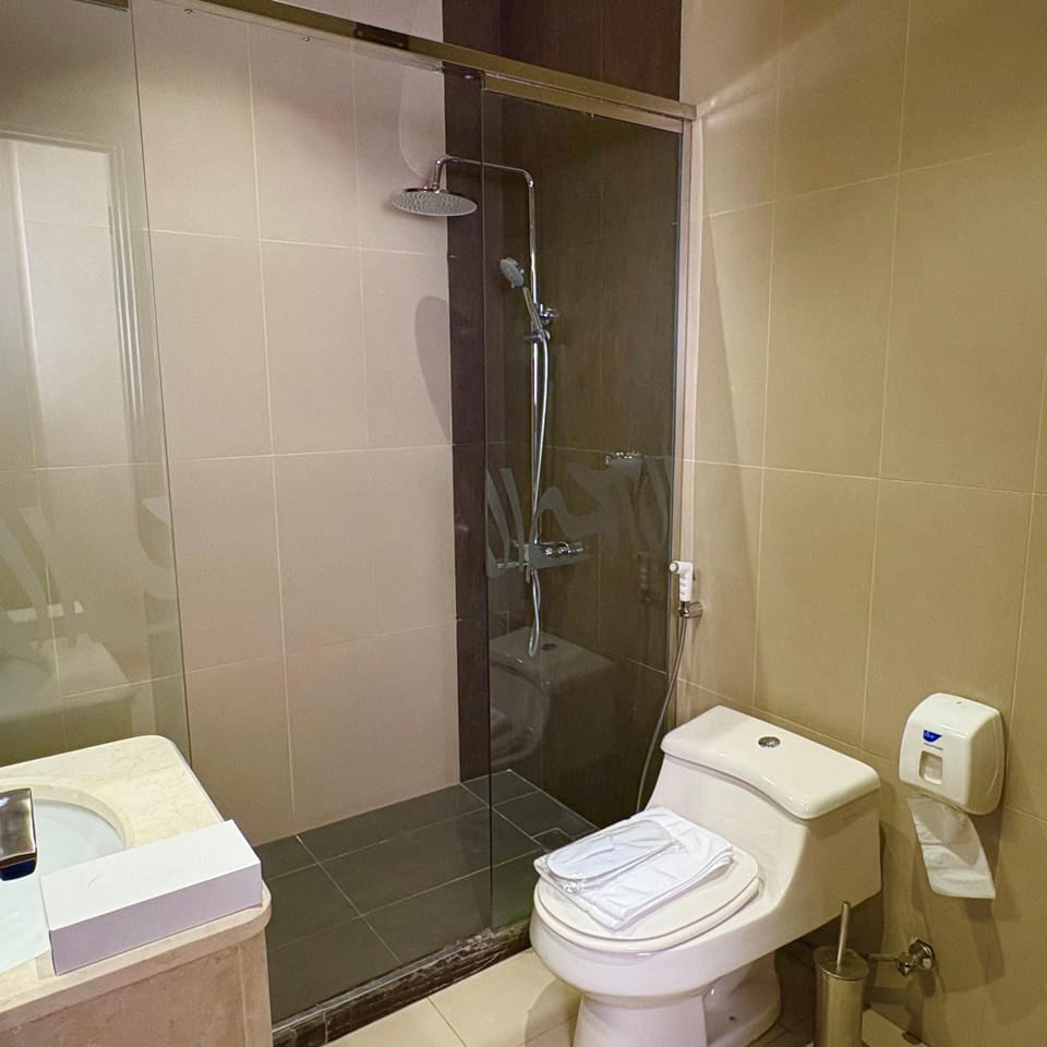 Toilet, Bathroom