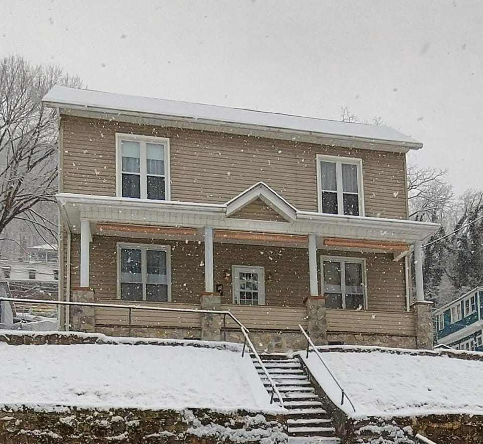 Property building, Winter