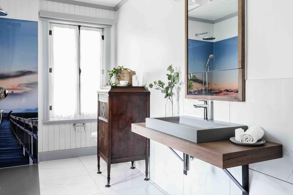 Bathroom, Bedroom