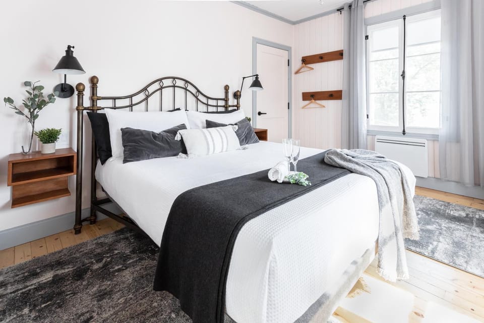 Property building, Bedroom