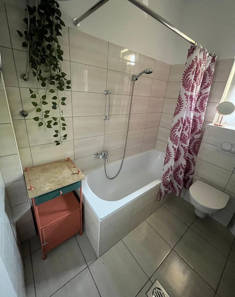 Bathroom, Bath