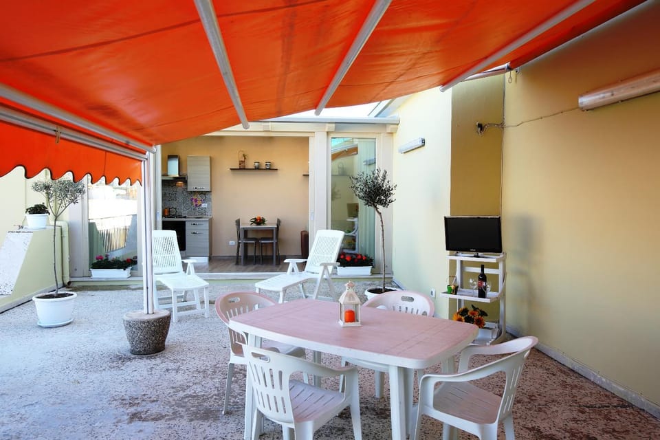 Patio, Balcony/Terrace