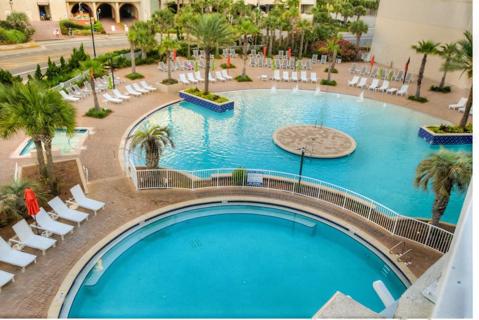 BRAND NEW!Laketown Wharf 334! Beautiful 3 BD, Great Amenities, And Great Location House in Panama City Beach