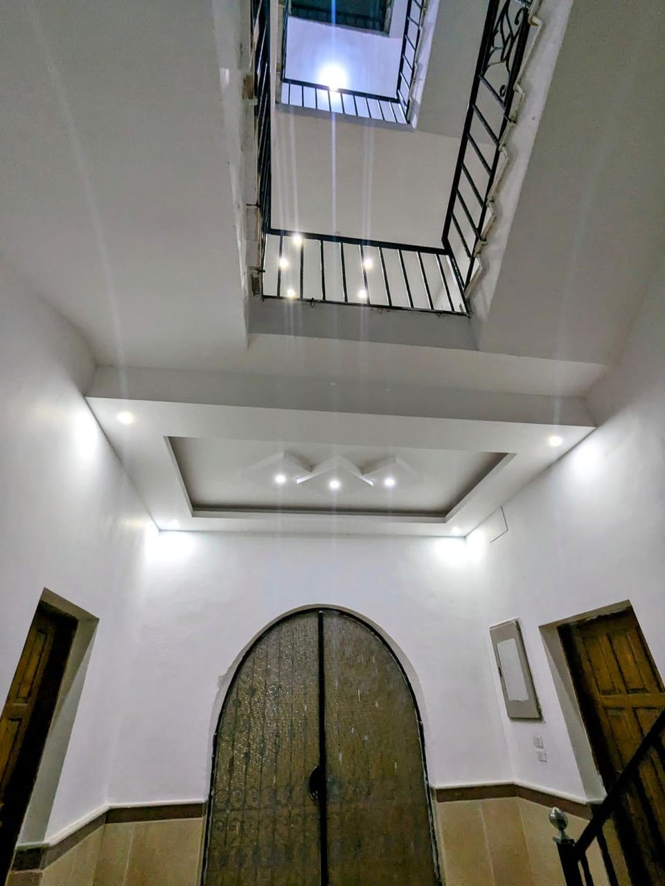 Facade/entrance