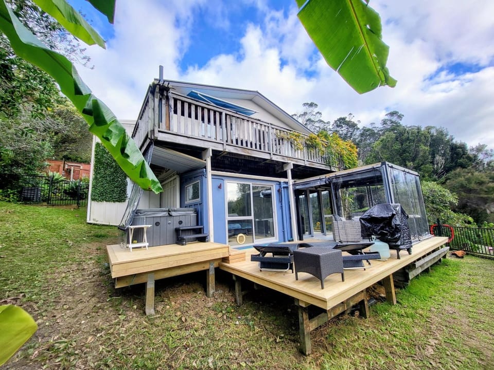 Garden Bliss & Bird Sanctuary in Paihia Estuary Apartment in Paihia