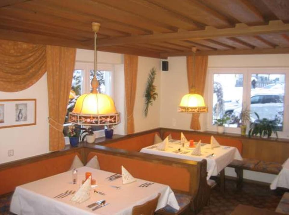 Restaurant/places to eat