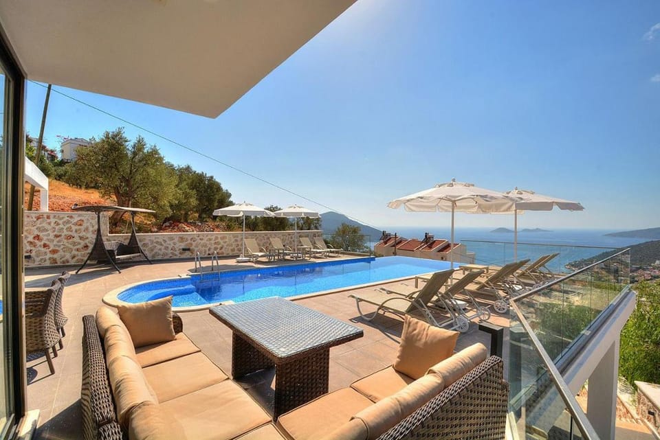 Patio, Day, Natural landscape, View (from property/room), Balcony/Terrace, Seating area, Pool view, Sea view, Swimming pool, sunbed