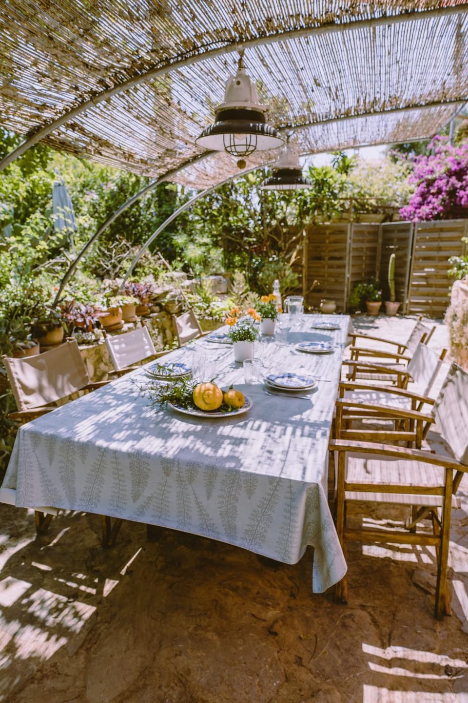 Garden, Dining area