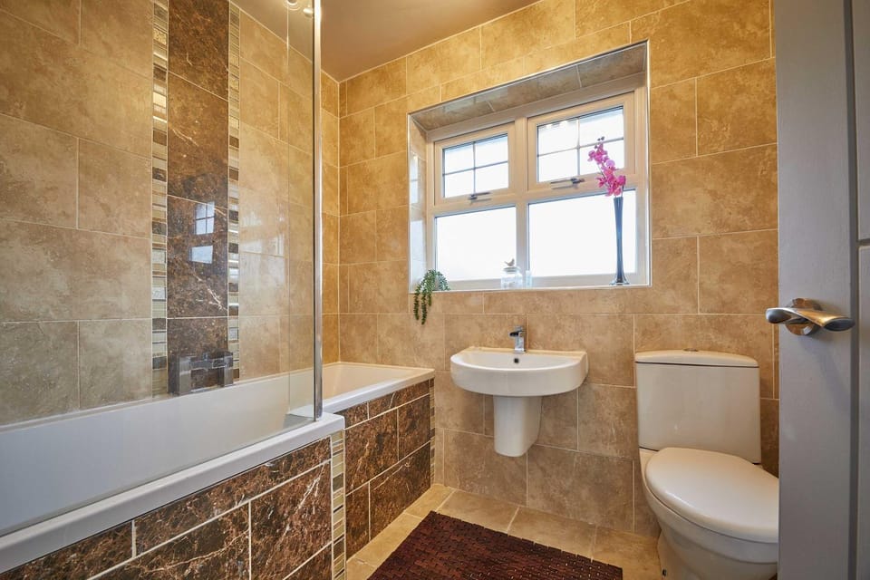 Toilet, Bathroom, Bath