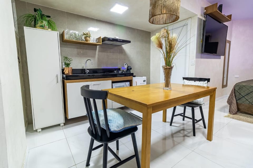 microwave, minibar, stove
