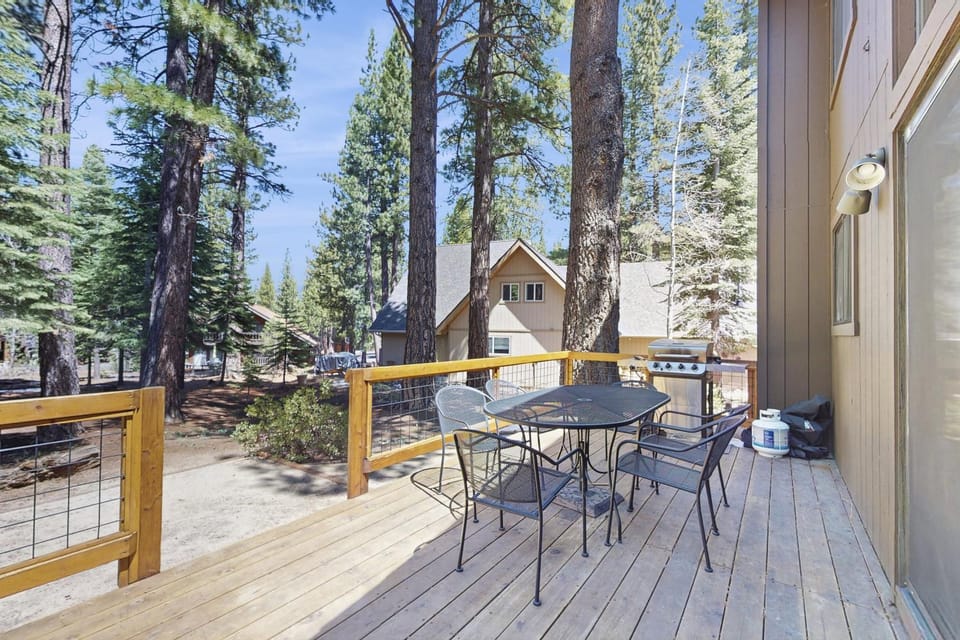 Indian Hill Hush House in Sierra Nevada