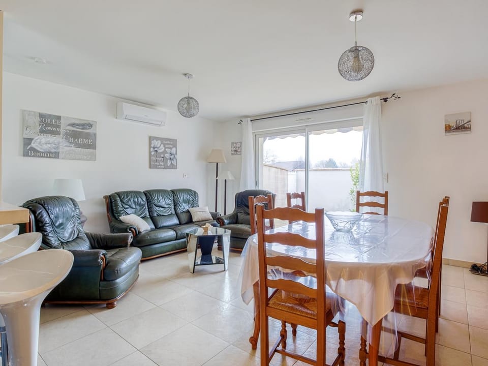 Maison T5 à Biscarrosse avec 4 chambres, clim, WIFI, terrasse, proche activités et plages - FR-1-521-156 House in Parentis-en-Born