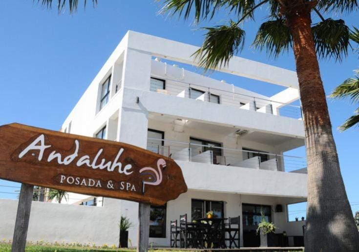 Facade/entrance, Lobby or reception
