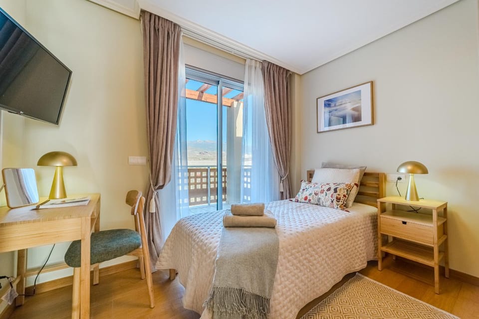 Panoramic view 3BR with Ocean and Teide views Apartment in Abona