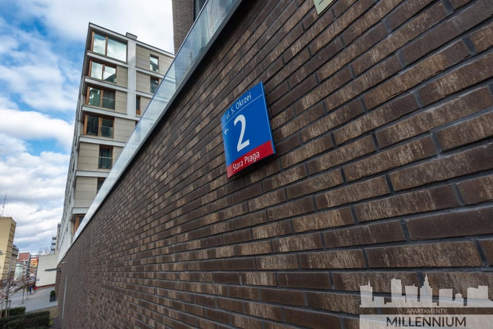 JM Millennium Port Apartment in Warsaw