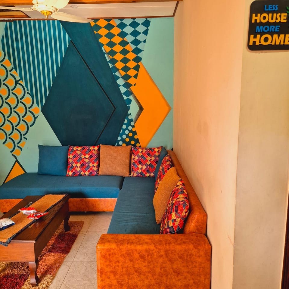 Communal lounge/ TV room, TV and multimedia, Living room