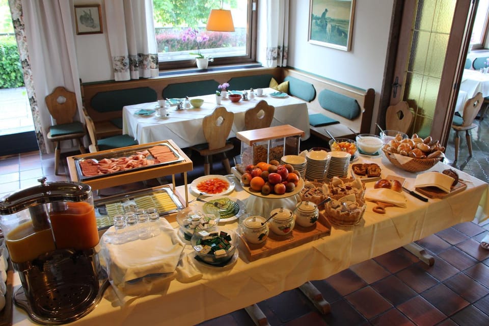 Buffet breakfast