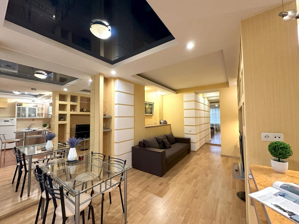 Living room, kitchen