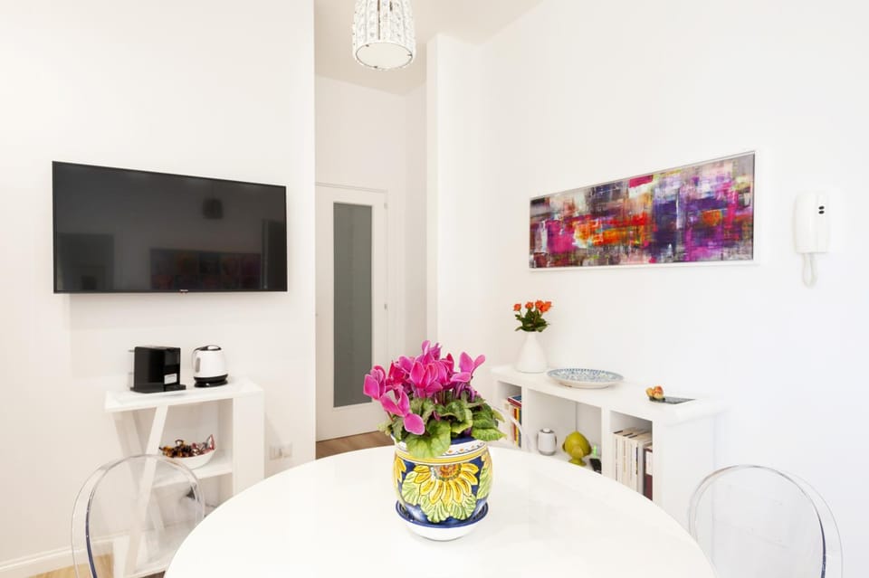 Communal lounge/ TV room, TV and multimedia