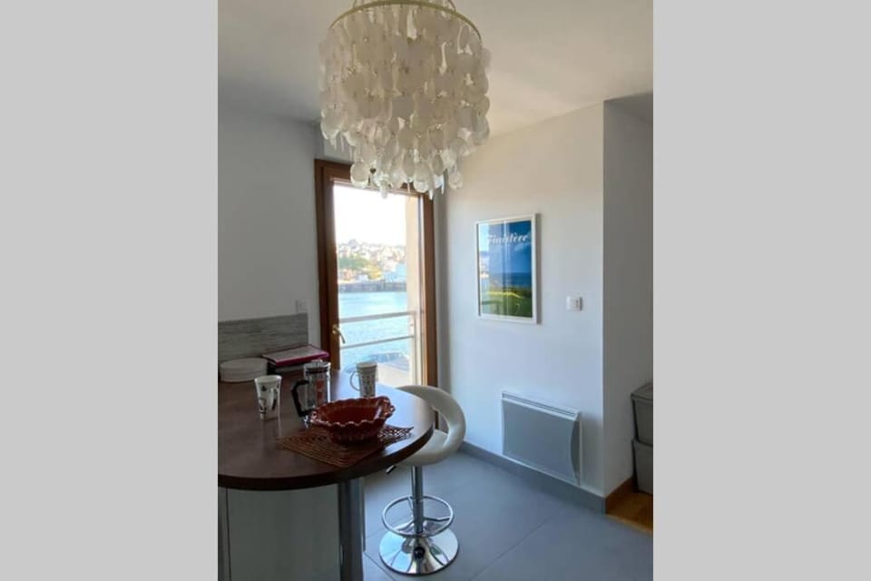 Appartement Face à la Mer -Port d'Audierne Apartment in Finistere