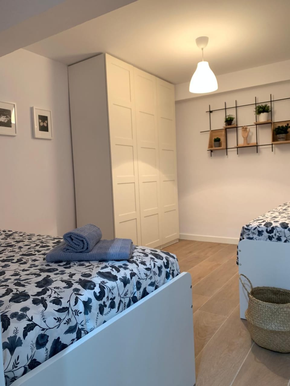 Photo of the whole room
