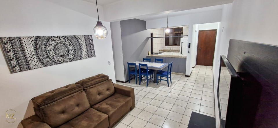 Ape Gaivota( ingleses) 2 quartos(1suite) garagem . Apartment in Florianopolis