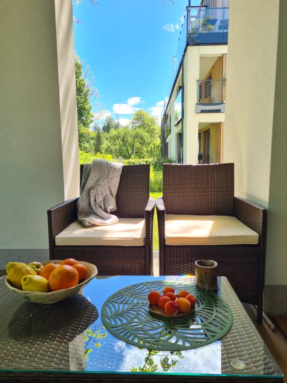 Day, View (from property/room), Balcony/Terrace, Food and drinks, Seating area, Food, Breakfast, Drinks