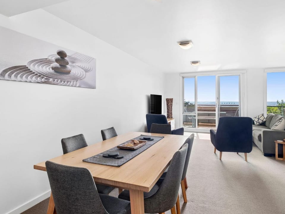 Point Grey Apartment 7 Apartment in Lorne