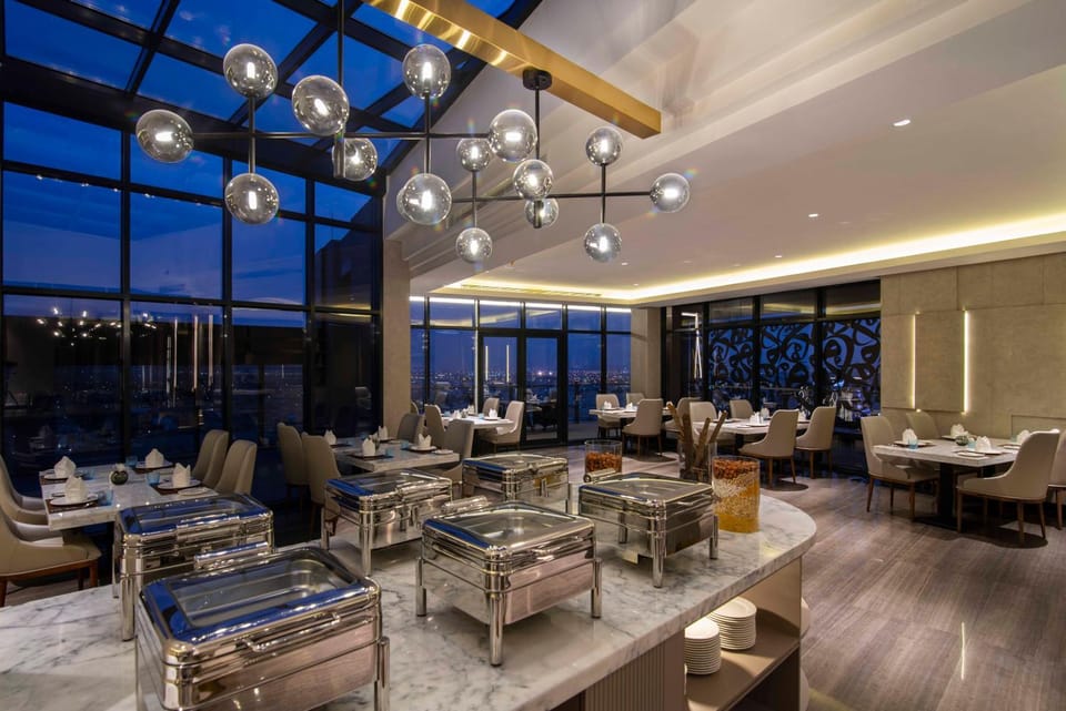 Restaurant/places to eat