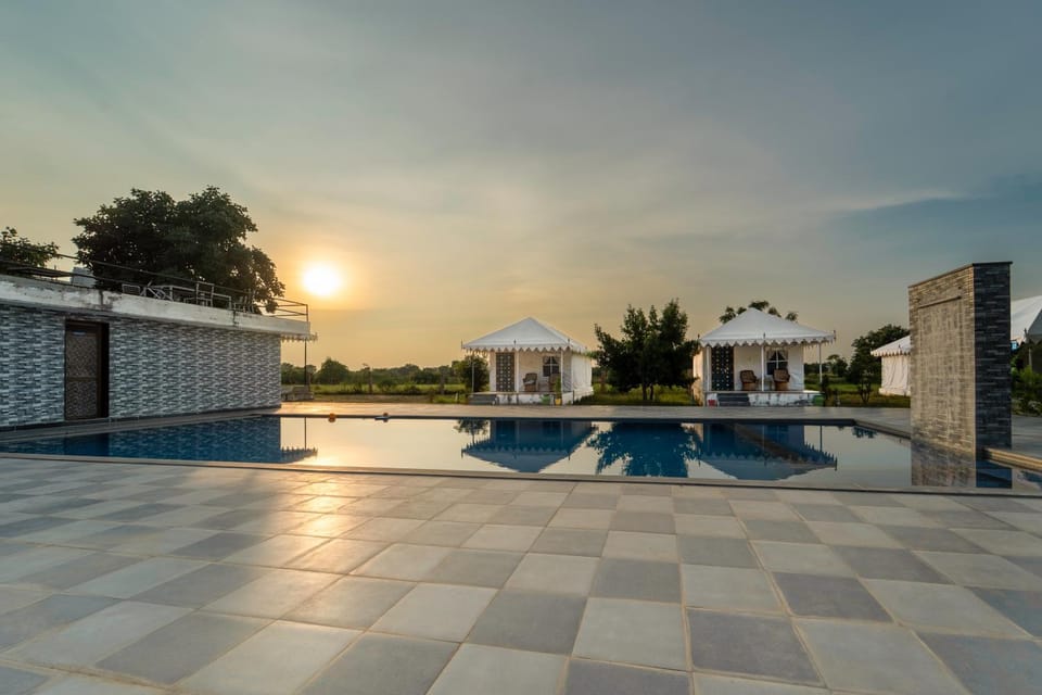 Swimming pool, Sunrise, Sunset, sunbed