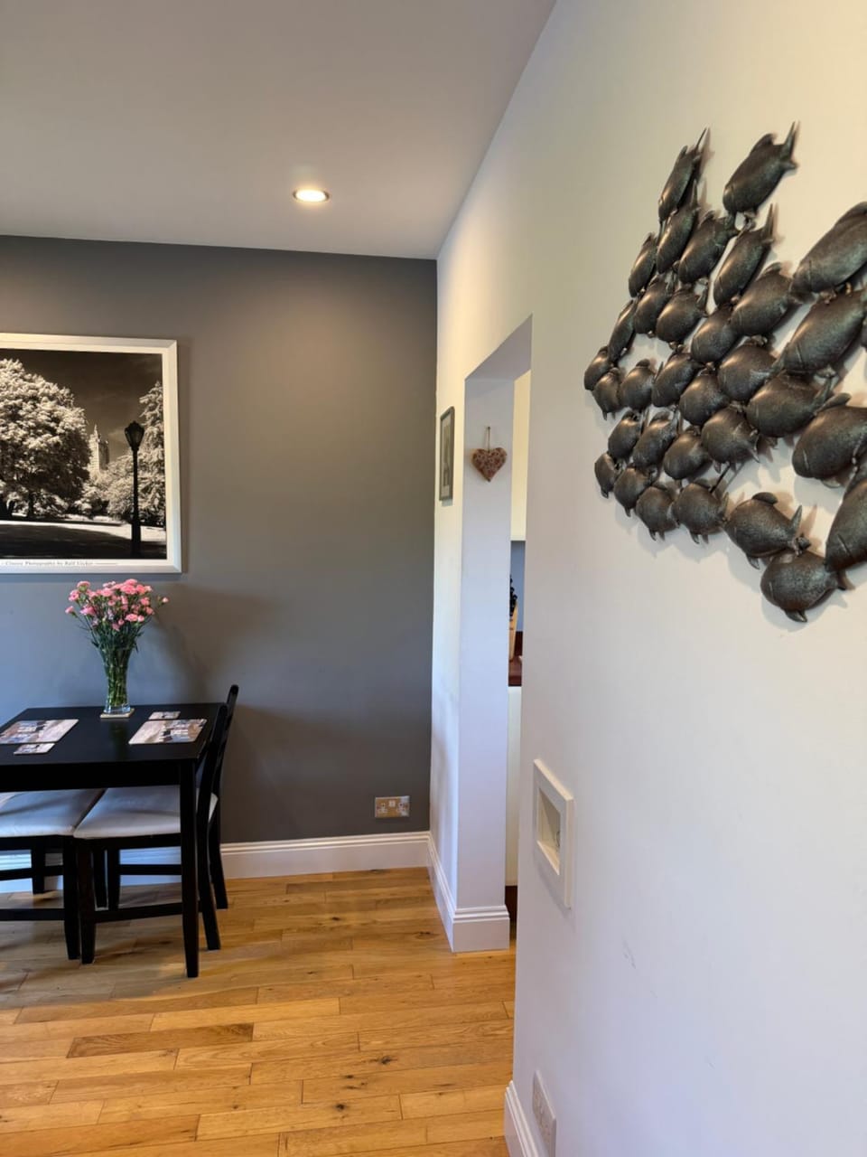 Unkenhaus. Cosy, modern apartment, private parking Apartment in Scotland