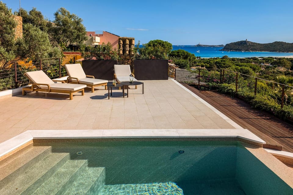 Day, Natural landscape, Mountain view, Pool view, Sea view, Swimming pool, sunbed