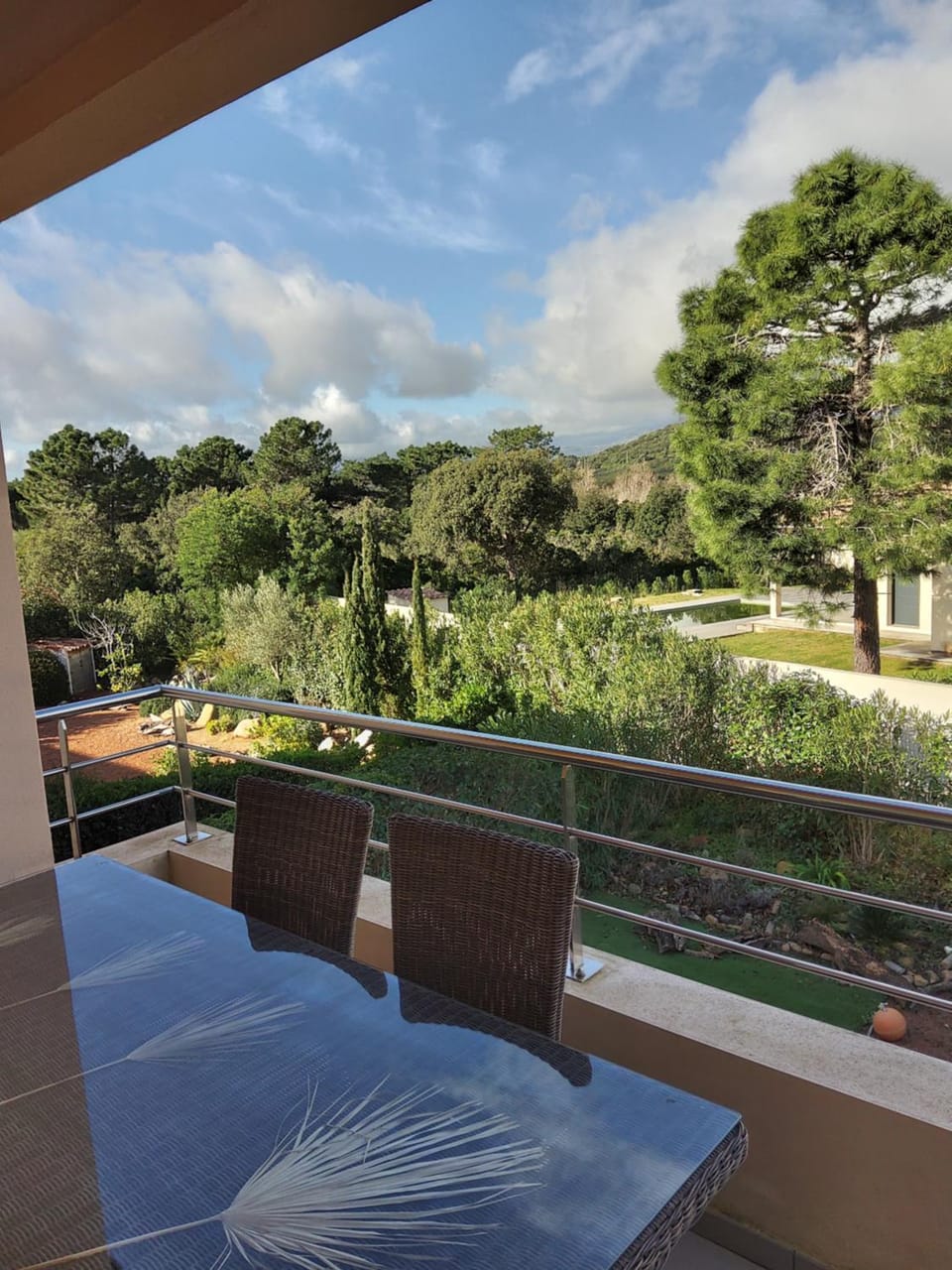 Patio, Mountain view