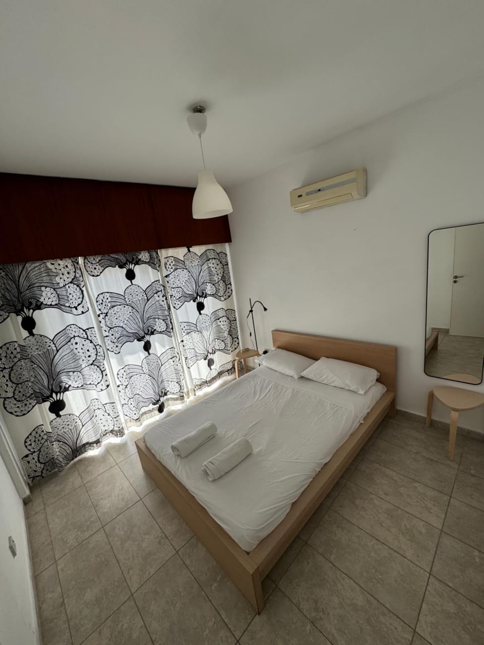 Bed, Photo of the whole room, Bedroom, towels, air conditioner