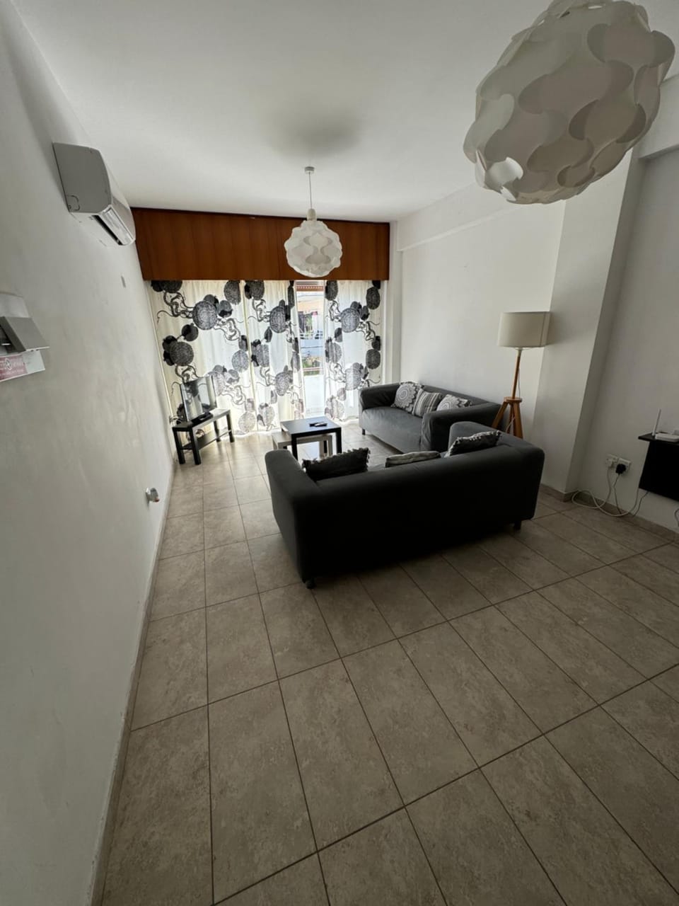 TV and multimedia, Seating area